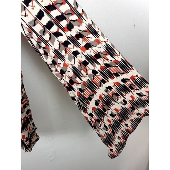 Parker Abstract Long Sleeve Blouse w/ Bell Sleeves and V- Neck, Size S, EUC - Picture 5 of 7